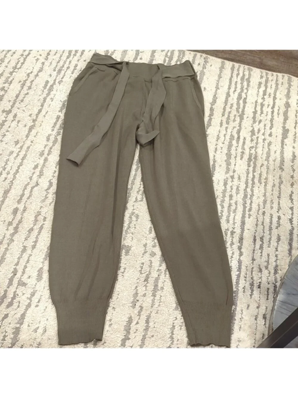 Zara Green knit joggers with waist tie and pockets
